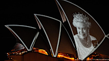The Sydney Opera House sails were illuminated with an image of Queen Elizabeth II when she died.