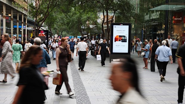 Shoppers at Pitt Street Mall in Sydneys
