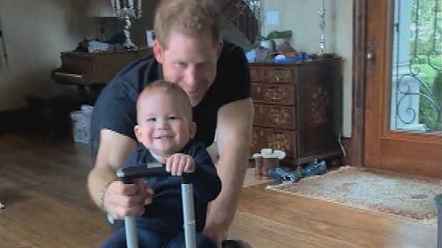 Harry and Meghan Netflix documentary Archie on suitcase