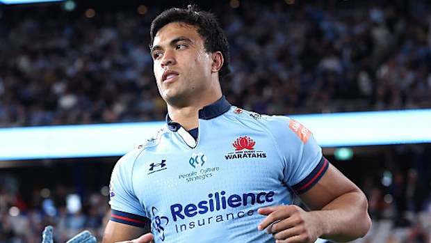 Joseph Aukuso-Suaalii of the Waratahs runs out at Allianz Stadium.