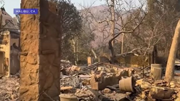 Ruins of Mel Gibson's Malibu home on NewsNation's Elizabeth Vargas Reports.