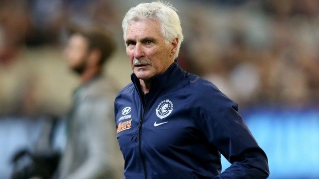 Robert Walls says former Blues coach Mick Malthouse was selfish and insecure.