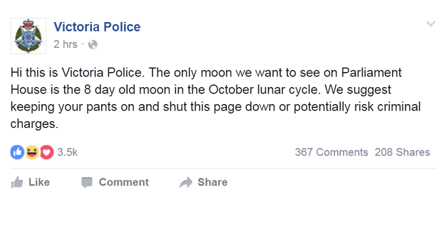 Victoria Police have shut down a protest against mooning laws.