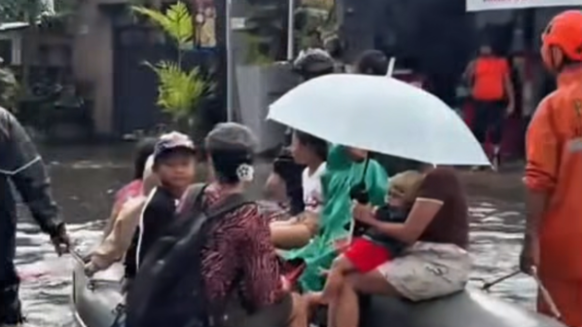 Bali: Major Aussie tourist destination battered by torrential rain ...