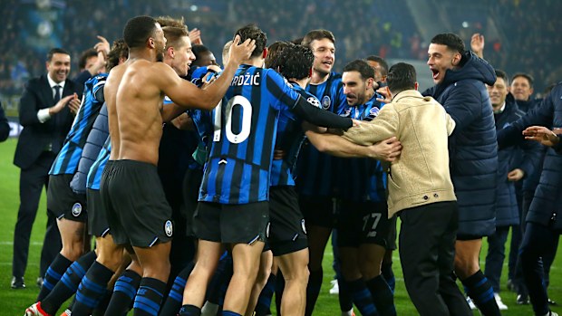 Players of Atalanta BC celebrates the victory ,after the UEFA Champions League 2025/26 League Knockout Play-off Second Leg match between Atalanta BC and Borussia Dortmund at Stadio di Bergamo on February 25, 2026 in Bergamo, Italy. (Photo by MB Media/Getty Images)
