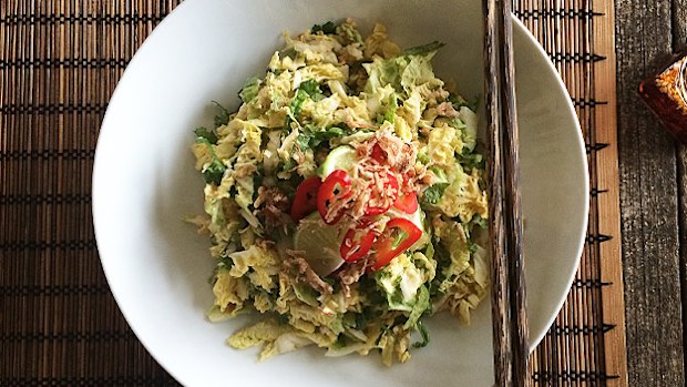 Thai wombok salad