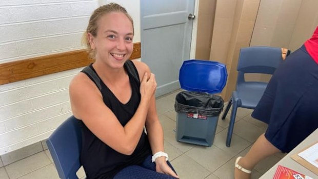 Zoe Stephens Tonga travel
