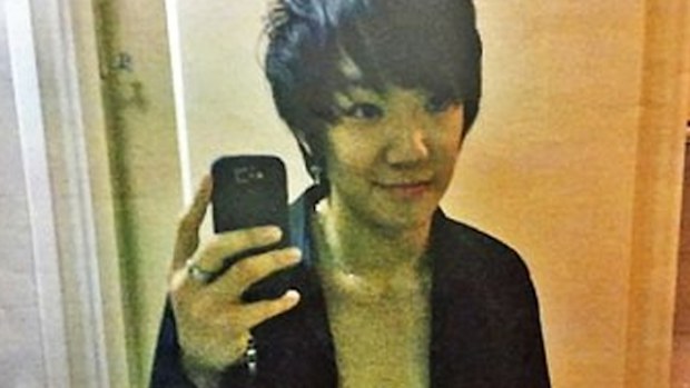 Around the time of his mother's death, Li searched on his computer about stabbing and avoiding police.