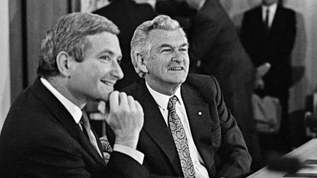 Nick Greiner with former prime minister Bob Hawke. (AAP)