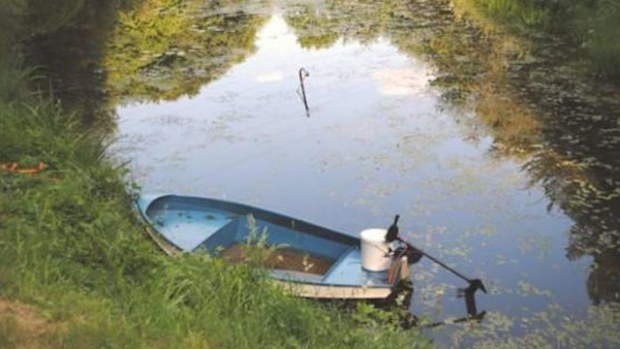 A German teenager drained an entire pond after dropping his phone a on fishing trip. (Supplied/Polizei Meppen)