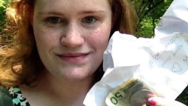 Twitter user Julia Beatty (@miosotis35) found an envelope with cash in Prospect Park. Picture: Twitter