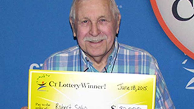 Bob Sabo with his prize check on June 25. (Supplied)