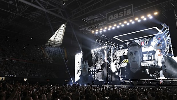 UK supergroup Oasis has touched down in Melbourne ahead of the band's anticipated Australian tour.