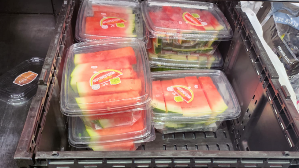 Aldi pre-packaged watermelon punnets cause online stir | Nine.com.au