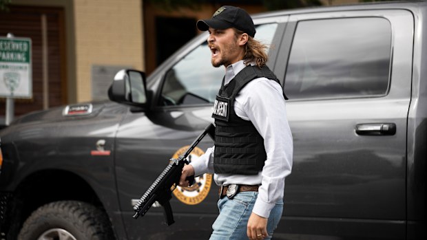 Yellowstone Season 4 Kayce Dutton Luke Grimes