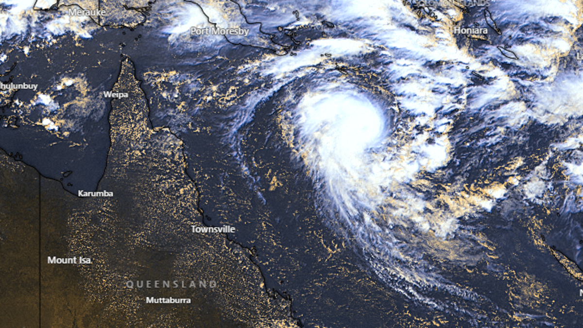 Tropical cyclone Queensland updates:Tropical Cyclone Alfred changing ...