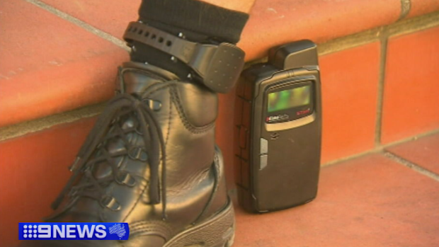 Principals say they've been blindsided by a state government trial, that would put youth offenders wearing ankle bracelets in Melbourne classrooms.  
