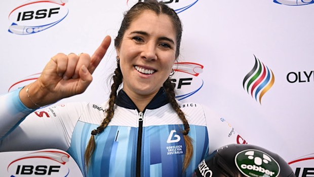 Bree Walker impone il suo dominio sulla pista norvegese, vincendo la sua terza medaglia d'oro consecutiva nel monobob a Lillehammer.