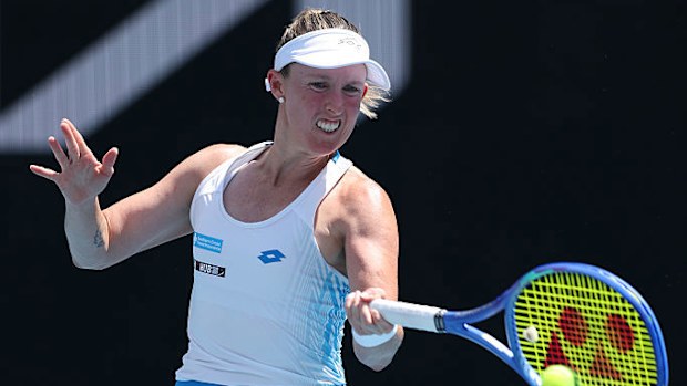 Storm Hunter took victory to lead herself into the second round of the Australian Open. 