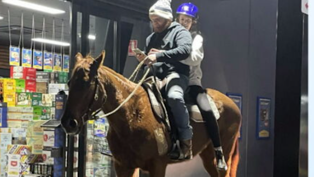 Eathon White horse bottle shop drive-thru Today Show August 5, 2025