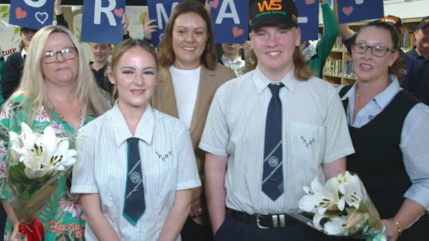 Lilly Devlin + Riley Exelby Victoria Point Queensland highschool prom-posal goes viral Today Show August 20, 2025