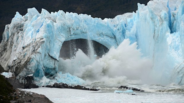Chunks of ice break off the Perito Moreno Glacier, in Lake Argentina, at Los Glaciares National Park, near El Calafate, in Argentina's Patagonia region, March 10, 2016. 