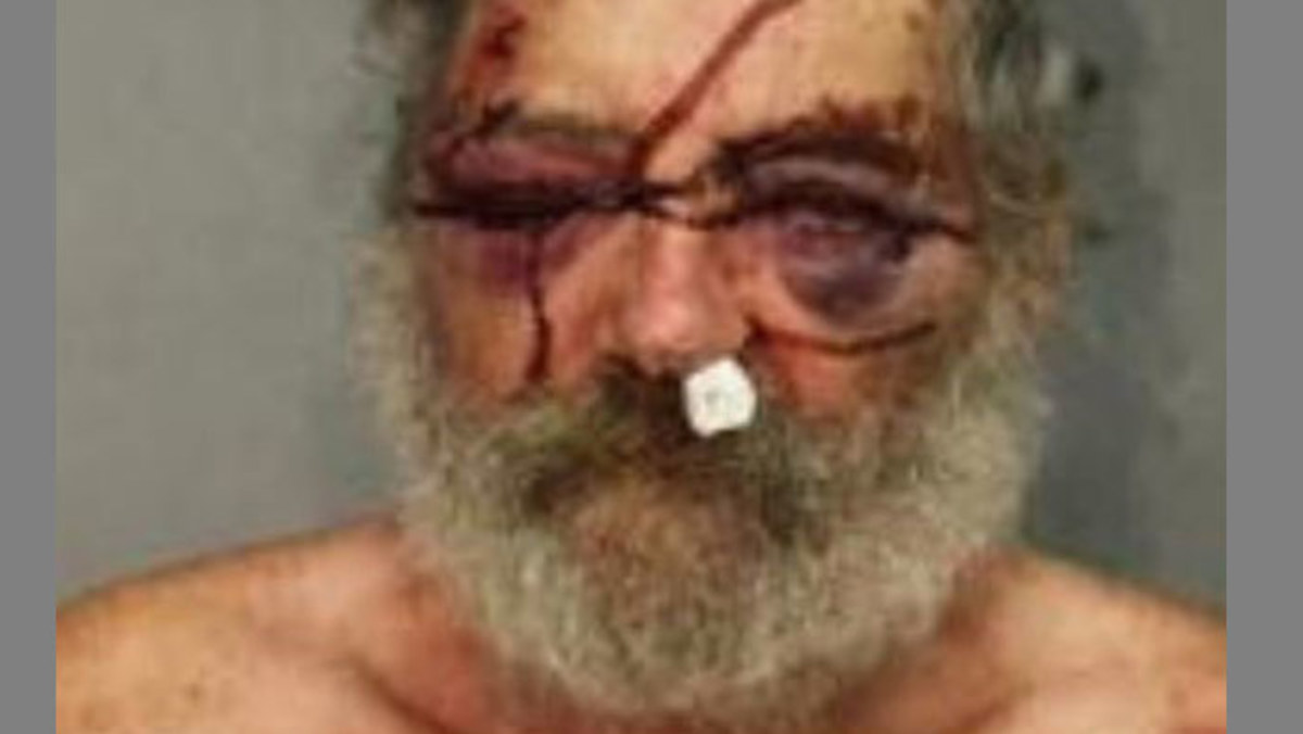 Hawaiian man charged attempted murder after machete attack | Nine.com.au
