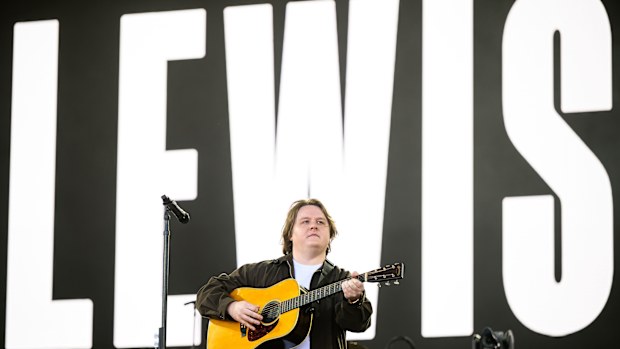 UK Singer Lewis Capaldi has made an emotional return to the iconic Glastonbury Music festival after taking two years off due to his struggle with tourettes syndrome. 
