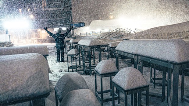 Snow resorts in NSW have been hit with a massive snow dump as ski enthusiasts gear up to hit the slopes during the school holidays. Falls Creek  