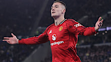 Benjamin Sesko of Manchester United celebrates after scoring.