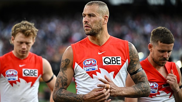 Lance Franklin of the Swans looks dejected after losing the grand final.