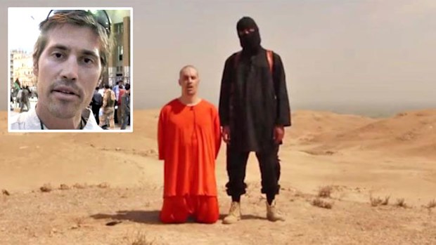 Twitter has removed images of murdered reporter James Foley from its service.