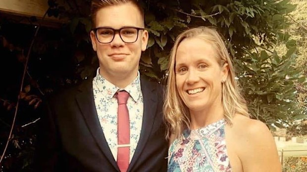 When mum-of-four Carly Magnisalis, 43, was told she had lung cancer she thought the doctor had mixed up her scan resus with another patients'.