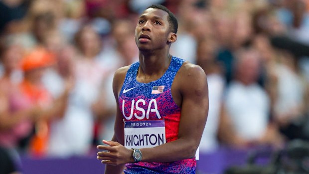 Erriyon Knighton, Erkekler 200m Finali'nde yarıştıktan sonra.