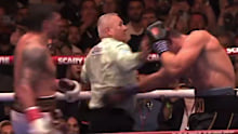 Oleksandr Usyk stops Rico Verhoeven in the 11th round.