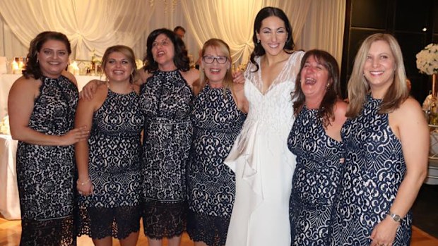 Six women managed to laugh off the common blunder after all choosing the $160 ‘Forever New’ navy and white pencil dress on Saturday. (Facebook / Debbie Speranza)