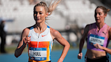 Jessica Hull leading Georgia Griffith.