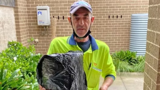 Delivery driver Mark Faulkner is well loved by locals in Albion Park, Wollongong.