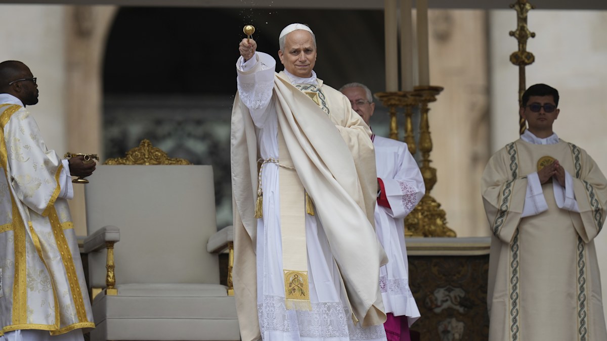 Pope Leo XIV vows unity so Catholic Church becomes a sign of peace in ...
