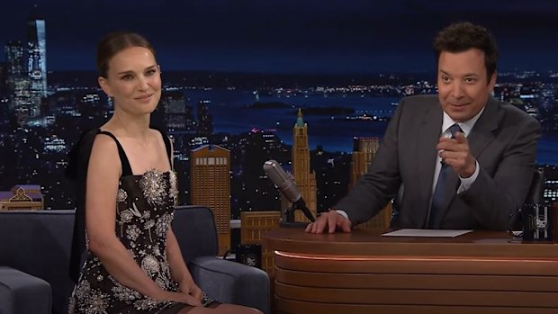Rihanna Helped Natalie Portman Deal with Her Divorce by Calling Her the "Hottest B*tch"
