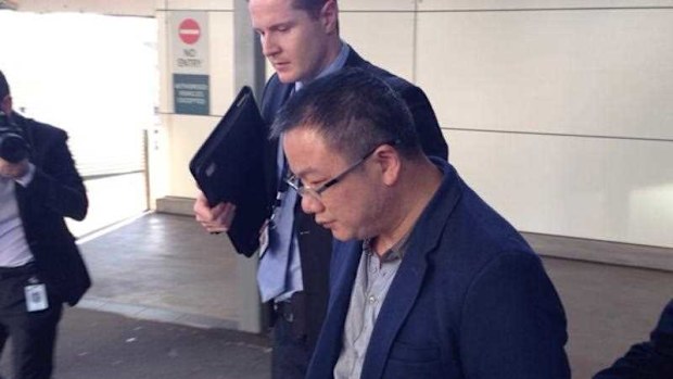 Former Hanlong Mining chief Steven Xiao arrives at Sydney Airport this morning. (AAP/ASIC)