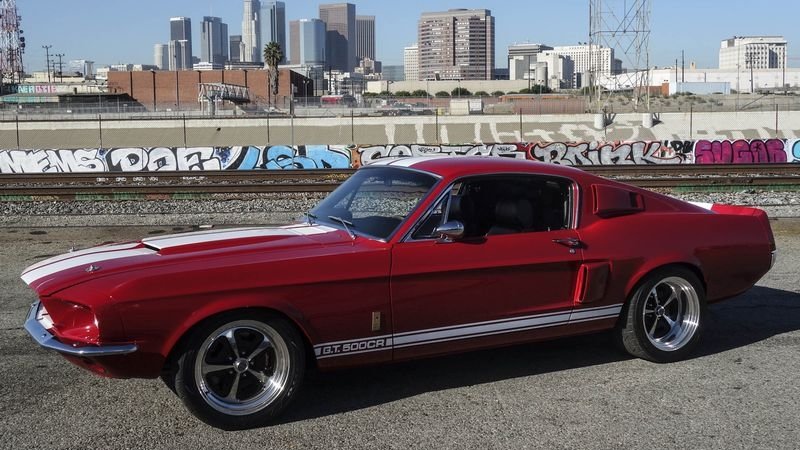 The Shelby Mustang Gt500cr Is A Modern Update On A Classic Muscle Car