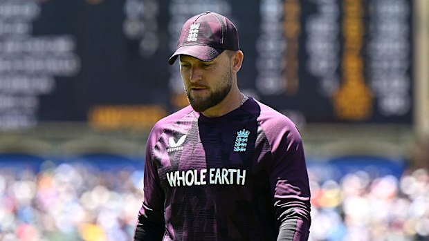 İngiltere koçu Brendon McCullum, Üçüncü Test Maçını kaybettikten sonra.