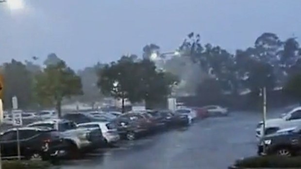 A storm cell hit Sydney with damaging winds of up to 90kms an hour lashing parts of NSW. 