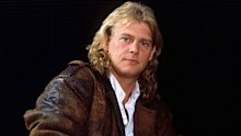 Viewers will also witness never-before-seen performances from Farnham's early days.