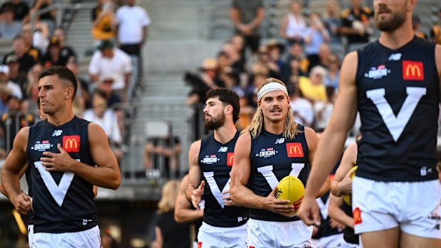 Bailey Smith, Nick Daicos, Lachie Ash ve Victoria takımı.