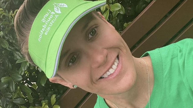 When﻿ mum-of-four Carly﻿ Magnisalis, 43, was told she had lung cancer she thought the doctor had mixed up her scan resus with another patients'.
