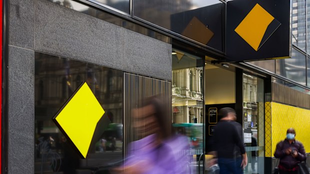 More than 400 bank branches have closed in the last 12 months to June 30.