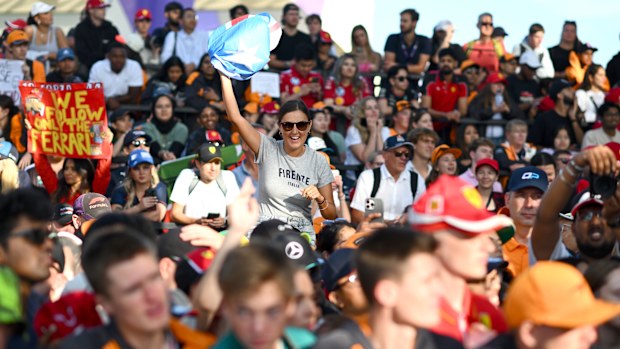 Fans gather on Melbourne Walk for autographs prior to practice ahead of the F1 Grand Prix of Australia at Albert Park Grand Prix Circuit on March 14, 2025 in Melbourne, Australia. (Photo by Rudy Carezzevoli/Getty Images)