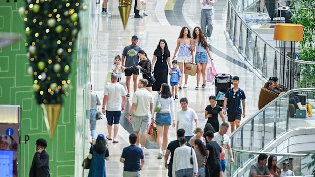 Shopping centre Melbourne Christmas.